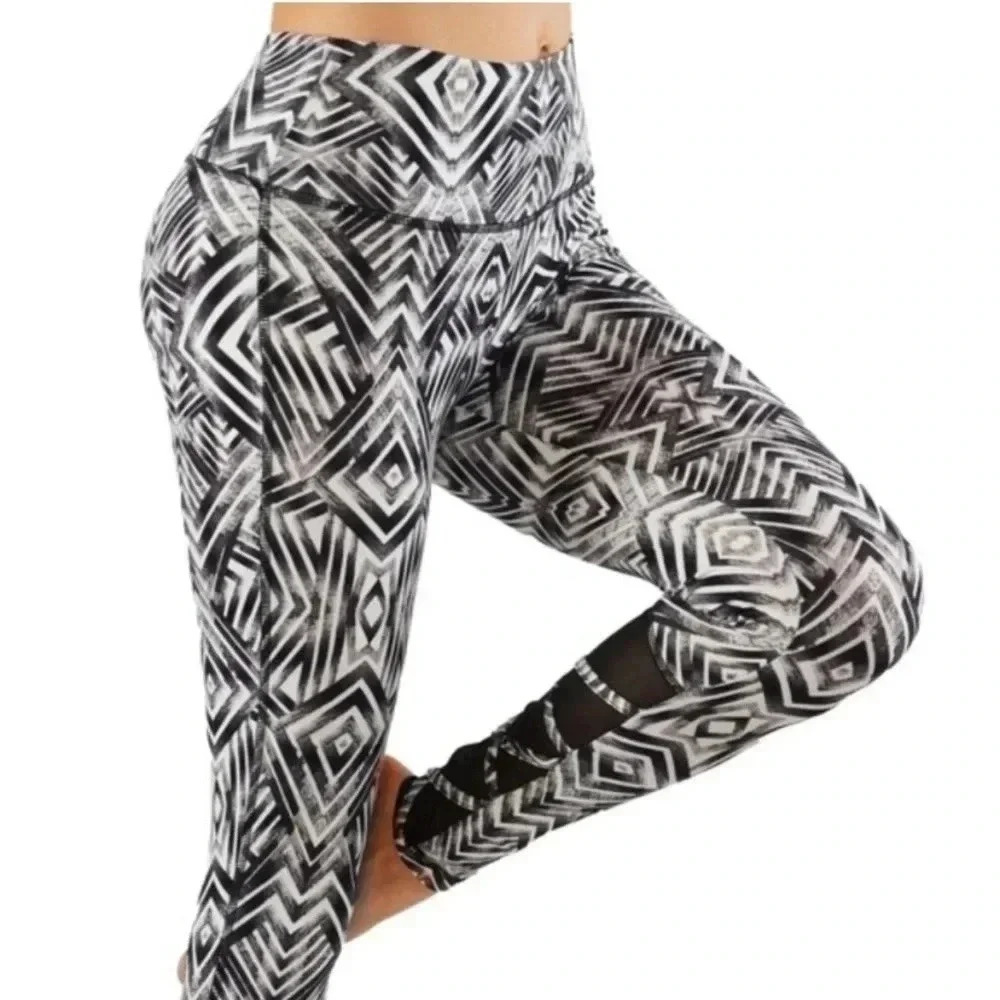 Geometric Mid-Rise Leggings with Strappy Mesh Panels